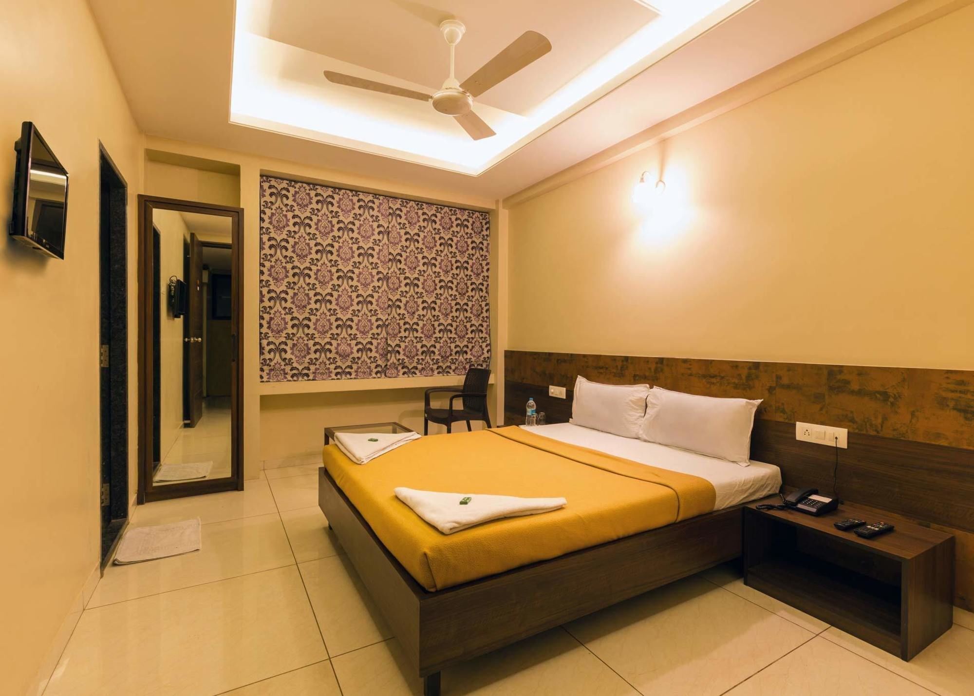 Hotel Darshan Kolhapur Esterno foto